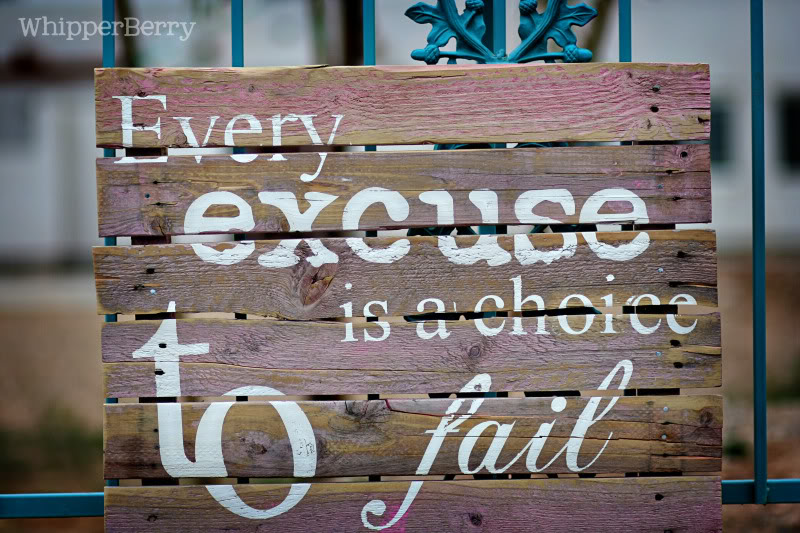 13 ways to DIY quotes on canvas or wood