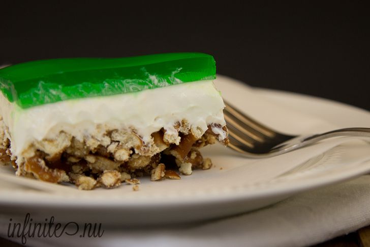 Lime Jello Pretzel Dessert for St. Patrick's Day | infinite.nu